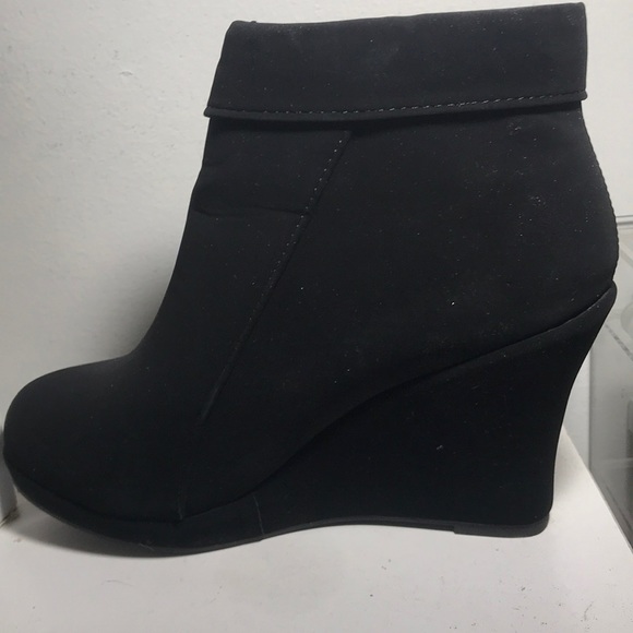 Black velvet wedges - Picture 3 of 3